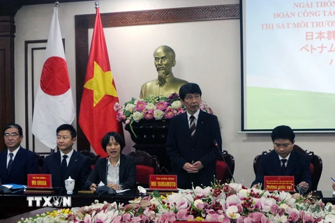 Ông Ichita Yamamoto, Thống đốc tỉnh Gunma (Nhật Bản) phát biểu tại buổi làm việc với tỉnh Hà Nam. (Ảnh: Nguyễn Chinh/TTXVN)