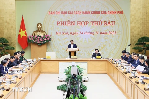 Thủ tướng Phạm Minh Chính, Trưởng Ban Chỉ đạo Cải cách Hành chính của Chính phủ, chủ trì Phiên họp thứ sáu. (Ảnh: Dương Giang/TTXVN) 