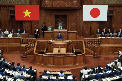 Chủ tịch nước Võ Văn Thưởng phát biểu tại Quốc hội Nhật Bản. (Ảnh: Thống Nhất/TTXVN)