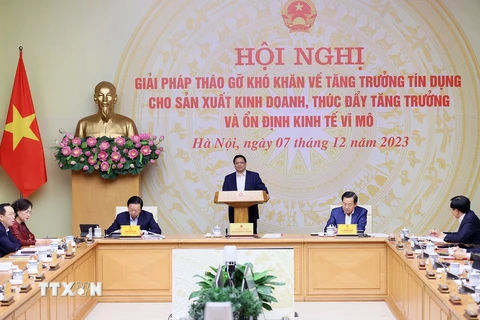 Thủ tướng Phạm Minh Chính chủ trì hội nghị. (Ảnh: Dương Giang/TTXVN)