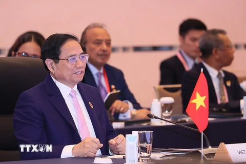 Thủ tướng Phạm Minh Chính phát biểu tại Phiên khai mạc Hội nghị Cấp cao kỷ niệm 50 năm quan hệ ASEAN-Nhật Bản. (Ảnh: Dương Giang/TTXVN)