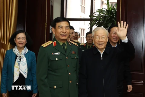 Tổng Bí thư Nguyễn Phú Trọng tới dự Hội nghị Quân ủy Trung ương. (Ảnh: Trí Dũng/ TTXVN)