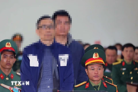 Tòa án Quân sự Trung ương mở phiên tòa xét xử vụ án liên quan đến Công ty Việt Á xảy ra tại Học viện Quân y trong vụ án Trịnh Thanh Hùng và 06 bị cáo khác bị Viện Kiểm sát Quân sự Trung ương truy tố. (Ảnh: Trọng Đức/TTXVN)