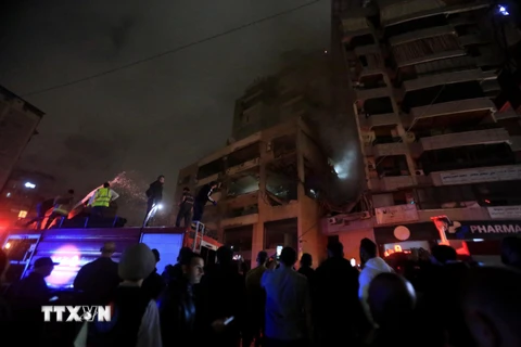 Hiện trường vụ tấn công của Israel nhằm vào tòa nhà của phong trào Hamas tại ngoại ô Beirut, Liban ngày 2/1/2024. (Nguồn: THX/TTXVN)