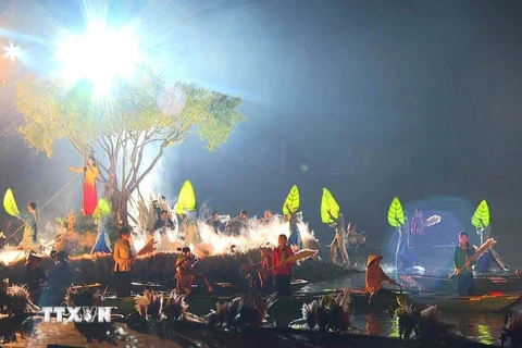 Festival Ninh Bình-Tràng An lần thứ 2 với chủ đề “Sắc màu di sản - Hội tụ và lan tỏa”. (Ảnh: Thùy Dung/TTXVN)