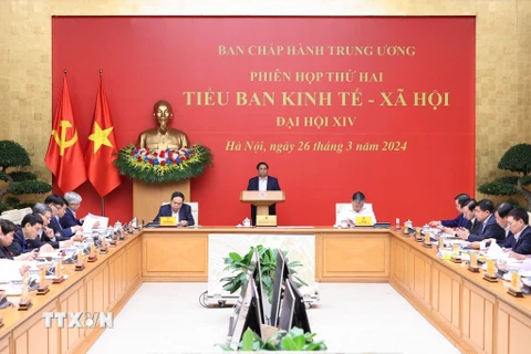 Thủ tướng Phạm Minh Chính, Trưởng Tiểu ban Kinh tế-Xã hội Đại hội đại biểu toàn quốc lần thứ XIV của Đảng, chủ trì phiên họp thứ hai của Tiểu ban. (Ảnh: Dương Giang/TTXVN)