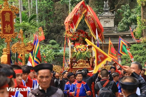 Nghi lễ rước trong Lễ hội chùa Thầy năm 2023. (Ảnh: Hoài Nam/Vietnam+)