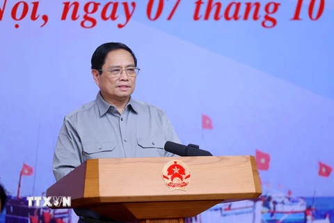 Thủ tướng Phạm Minh Chính chủ trì Hội nghị về chống khai thác hải sản bất hợp pháp. (Ảnh: Dương Giang/TTXVN)