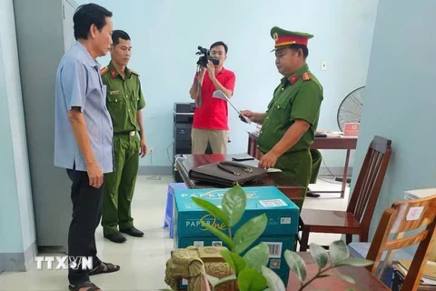 Ông Đào Văn Ngọc bị khởi tố, bắt giam liên quan đến sai phạm tại Trung tâm Phát triển quỹ đất thành phố Long Xuyên. (Ảnh: TTXVN phát)