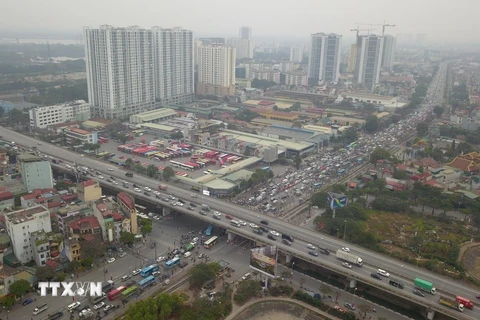 Bộ Tài nguyên và Môi trường ban hành quy định về giá đất, theo đó điều chỉnh bảng giá đất áp dụng đến hết ngày 31/12/2025 cho phù hợp với tình hình thực tế giá đất tại địa phương. (Ảnh: TTXVN phát)