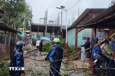 Hàng chục hộ dân ở những nơi nguy hiểm huyện Phước Sơn đã được di chuyển đến ở xen ghép tại nhà của người thân. (Ảnh: Đoàn Hữu Trung/- TTXVN)