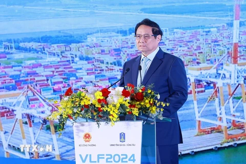 Thủ tướng Phạm Minh Chính phát biểu tại Diễn đàn Logistics Việt Nam năm 2024. (Ảnh: Dương Giang/TTXVN)