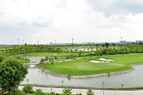 Sân Golf Long Biên – Trung tâm Hội nghị Him Lam, quận Long Biên, Hà Nội. (Ảnh nguồn: Ban tổ chức VSMCamp 2016)