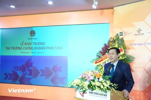 Phó Thủ tướng Vương Đình Huệ phát biểu tại Lễ khai trường Thị trường Phái sinh Việt Nam, ngày 10/8. (Ảnh: BTC)