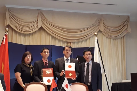 Lễ ký kết viện trợ không hoàn lại của Nhật Bản cho 7 dự án xã hội tại Việt Nam, ngày 28/2. (Ảnh: PV/TTXVN)