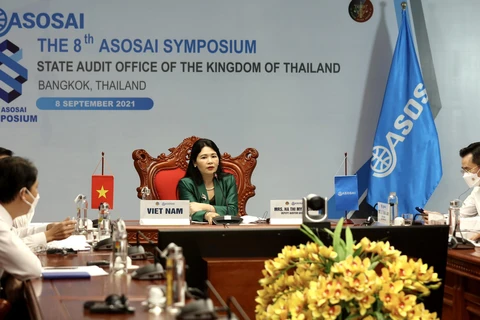 Phó Tổng Kiểm toán Nhà nước Hà Thị Mỹ Dung và đại diện các đơn vị chức năng của Kiểm toán Nhà nước Việt Nam tham dự cuộc họp Ban điều hành ASOSAI lần thứ 57. (Ảnh: Vietnam+)