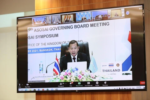Chủ tịch Kiểm toán Nhà nước Vương quốc Thái Lan-Chủ tịch ASOSAI nhiệm kỳ 2021-2024 Chanathap Indamra phát biểu. (Ảnh: Vietnam+)