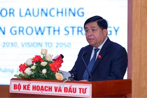 Bộ trưởng Bộ Kế hoạch và Đầu tư, Nguyễn Chí Dũng phát biểu tại “Hội nghị triển khai Chiến lược quốc gia về tăng trưởng xanh giai đoạn 2021-2030, tầm nhìn 2050”. (Ảnh: Vietnam+)