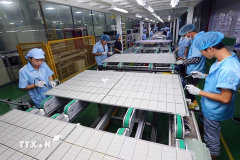 Tốc độ tăng năng suất lao động của Việt Nam đang giảm, nhất là sau dịch COVID-19. (Ảnh minh họa: TTXVN)