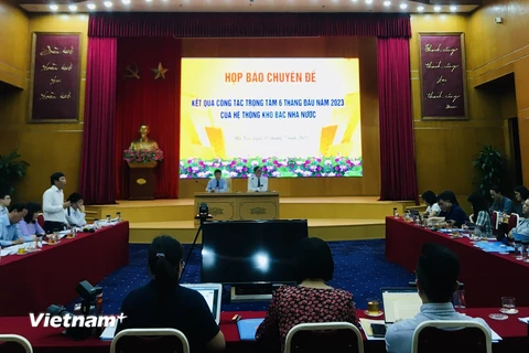 Họp báo chuyên đề về kết quả công tác trọng tâm của hệ thống kho bạc trong 6 tháng đầu năm, ngày 11/7. (Ảnh: Hạnh Nguyễn/Vietnam+)