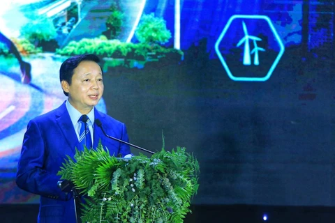 Phó Thủ tướng Chính phủ Trần Hồng Hà phát biểu chỉ đạo tại Diễn đàn Doanh nghiệp Phát triển bền vững Việt Nam năm 2023. (Ảnh: PV/Vietnam+)
