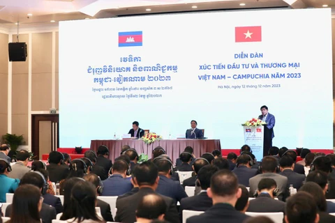 Diễn đàn Xúc tiến Đầu tư và Thương mại Việt Nam-Campuchia năm 2023, ngày 12/12. (Ảnh: MPI/Vietnam+)