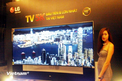 LG đưa “lên kệ” Tivi 5K màn hình 105 inch, giá hai tỷ đồng