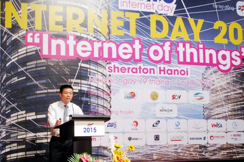Ông Nguyễn Hồng Thắng, Phó Giám đốc VNNIC phát biểu tại Internet Day 2015. (Ảnh: CTV/Vietnam+)