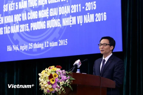Phó Thủ tướng yêu cầu các sàn giao dịch như chợ khoa học và công nghệ ngày càng thiết thực hơn nữa. (Ảnh: N.H/Vietnam+)