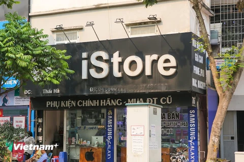 Nhiều cửa hàng sử dụng nhãn hiệu của Apple ở Việt Nam đã nhận được thư thông báo vi phạm. (Ảnh chỉ có tính minh họa: Minh Sơn/Vietnam+)