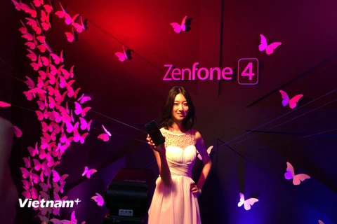 ZenFone 4 là loạt sản phẩm được giới công nghệ chờ đợi của ASUS. 