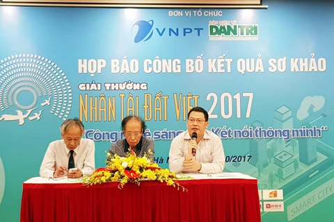 Nhân tài Đất Việt được Hội Khuyến học Việt Nam khởi xướng từ năm 2005 và được đồng tổ chức bởi Báo Dân trí và Tập đoàn VNPT. (Nguồn: CTV/Vietnam+)