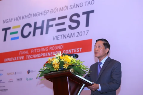 Thứ trưởng Trần Văn Tùng phát biểu tại bế mạc Techfest 2017. (Ảnh: Bộ KHCN)