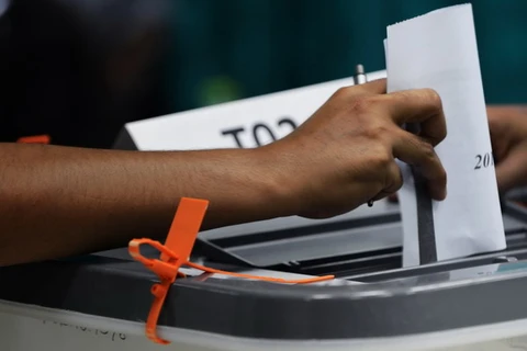 Maldives tổ chức bầu cử tổng thống sau nhiều tháng trì hoãn