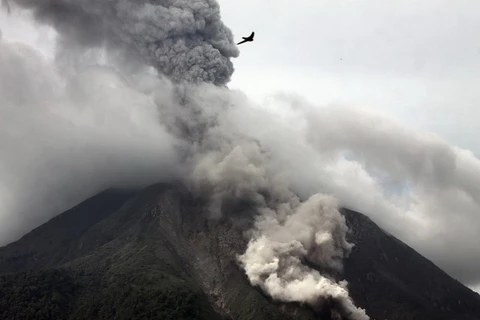 Indonesia nâng báo động núi lửa Sinabung lên cao nhất