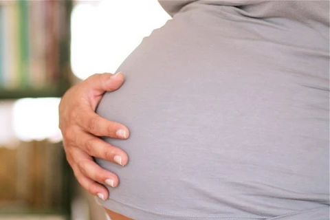 Phụ nữ mang bầu quá béo dễ có nguy cơ bị sảy thai