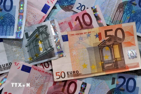 Quyết sách của ECB khiến đồng euro mất giá tại châu Á