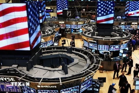 Thị trường chứng khoán Mỹ tiếp tục tăng điểm kỷ lục