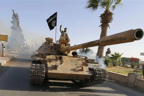 Các phần tử thánh chiến IS sát hại ít nhất 90 người tại Syria