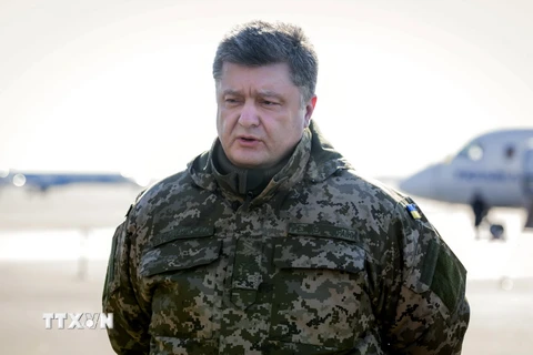 Tổng thống Ukraine ra lệnh xóa bỏ "quân đội tư nhân"