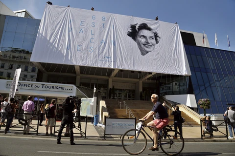 LHP Cannes tôn vinh Ingrid Bergman trên áp phích chính thức 