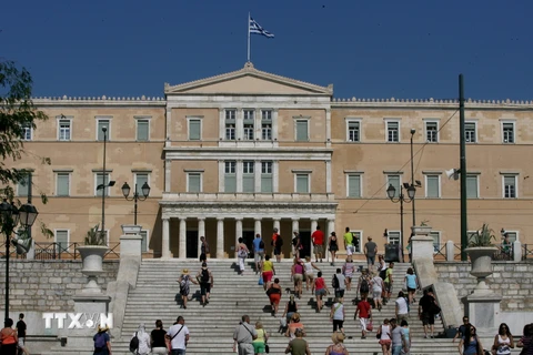 Người dân Hy Lạp tại thủ đô Athens. (Nguồn: THX/TTXVN)