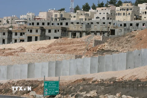 Khu nhà ở mới tại khu định cư Bờ Tây của Israel ở Har Gilo, gần thành phố Bethlehem của Palestine. (Nguồn: AFP/TTXVN)