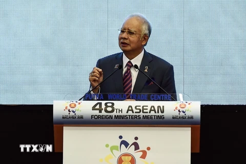 Thủ tướng Malaysia Najib Razak phát biểu tại lễ khai mạc Hội nghị. (Nguồn: AFP/TTXVN)