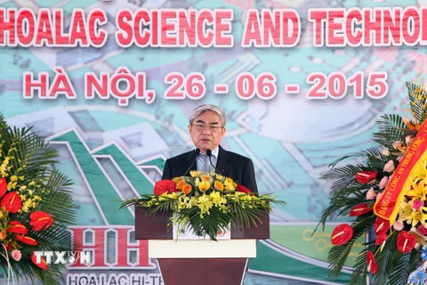 Bộ trưởng Bộ Khoa học và Công nghệ Nguyễn Quân phát biểu khai mạc Lễ Khởi công. (Ảnh: Anh Tuấn/TTXVN)