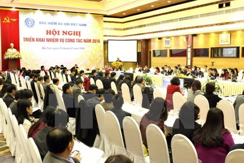 Hội nghị trực tuyến toàn quốc tổng kết công tác năm 2015 và triển khai nhiệm vụ năm 2016 của Bảo hiểm xã hội Việt Nam. (Ảnh: Dương Ngọc/TTXVN) 