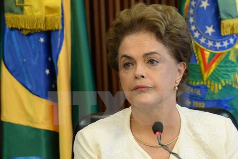 Tổng thống Brazil Dilma Rousseff phát biểu trong một cuộc họp ở Brasilia ngày 4/3. (Ảnh: AFP/TTXVN)