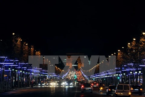 Đại lộ Champs Elysees ở thủ đô Paris của Pháp. (Ảnh: AFP/TTXVN)