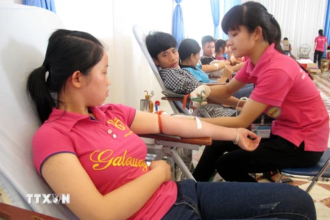 Tôn vinh 100 người hiến máu tình nguyện tiêu biểu Việt Nam 