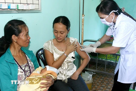 Thông tin về sai sót tiêm vắcxin cho phụ nữ mang thai ở Bắc Ninh 